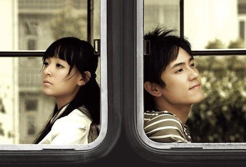 异地恋开着视频吃瓜