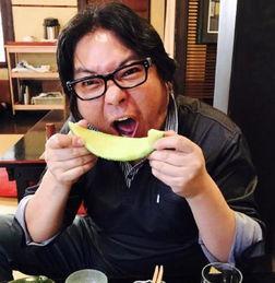 高晓松瞪眼吃瓜,揭秘娱乐圈幕后真相